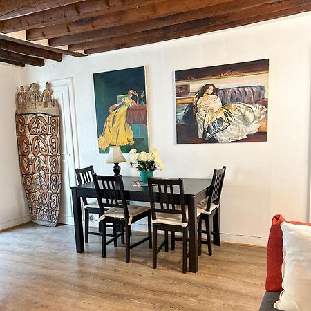 Spacious Apartment In Montparnasse Parijs Buitenkant foto