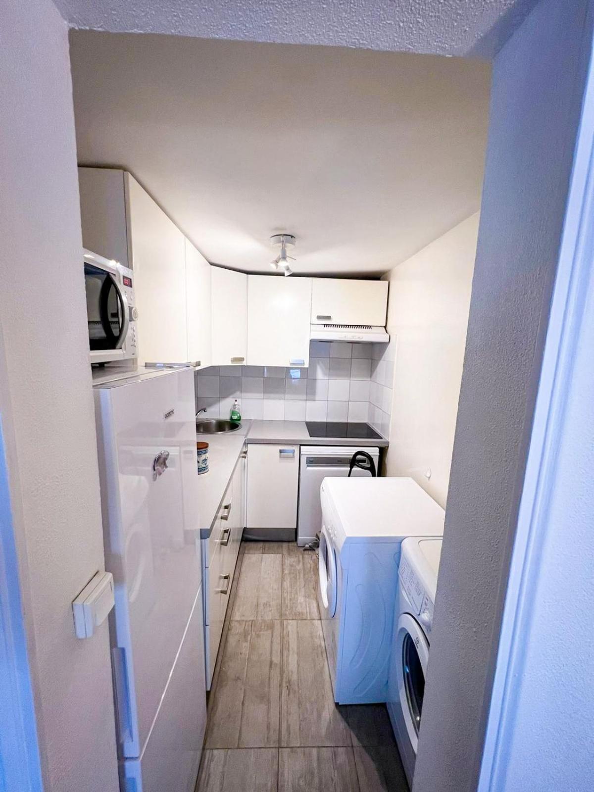 Spacious Apartment In Montparnasse Parijs Buitenkant foto